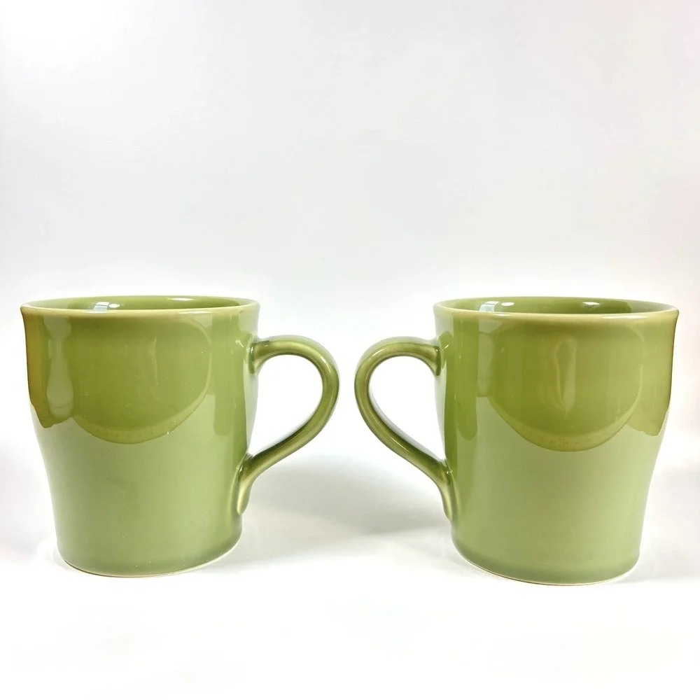 Pottery Barn Sophia Mugs Set of 2 Light Olive Green Stoneware Portugal 16 Oz